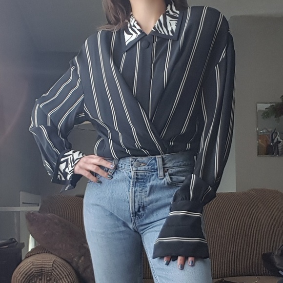 Vintage Tops - Vintage mixed print silk button down blouse